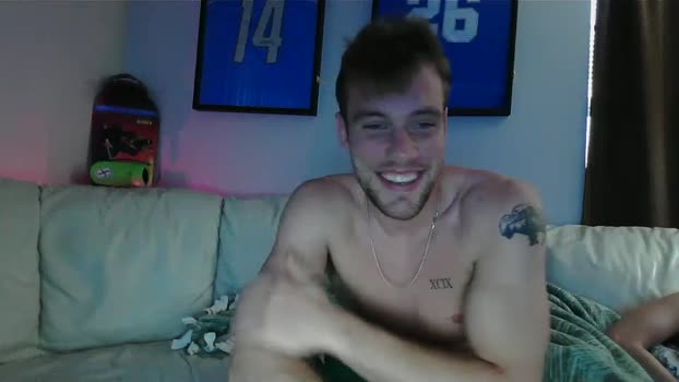 kylieexoxoxo2432 Chaturbate Couple 17-07-2025