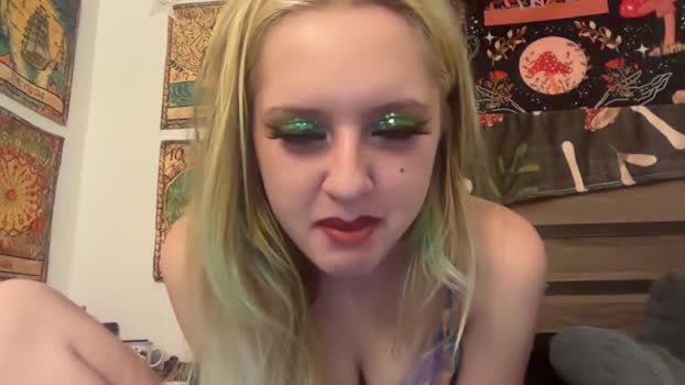 monmonfloof Chaturbate Couple 18-07-2025