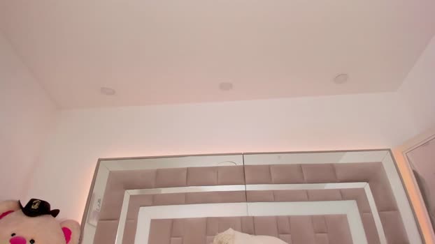 nicolle_foxy