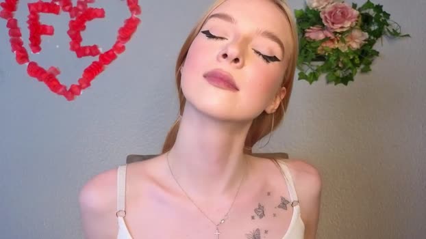 newlusty Chaturbate Female 24-07-2025