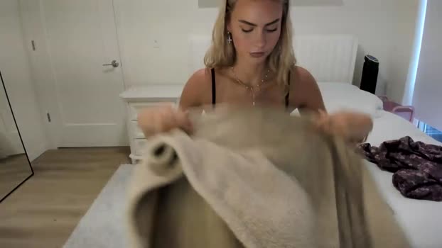 ariah_is_blonde Chaturbate Female 29-07-2025