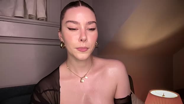 novavangogh Chaturbate Female 31-07-2025