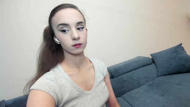 ehotlovea Chaturbate Female 11-08-2025