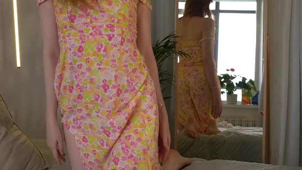 mona_elisa Chaturbate Female 18-08-2025