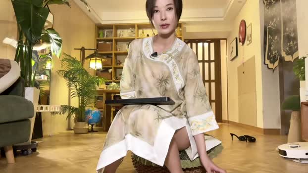 yuanlili Chaturbate Female 17-08-2025