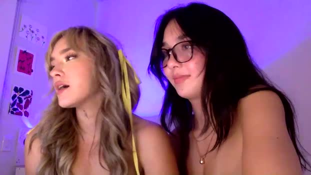 isabellelayla Chaturbate Female 19-08-2025