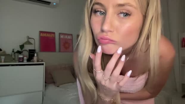 juliaxjackson Chaturbate Female 22-08-2025