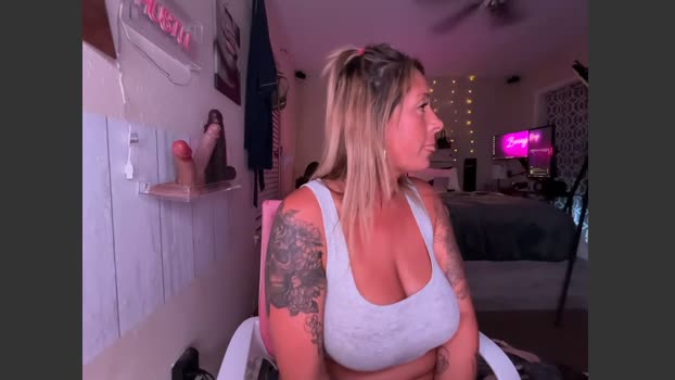 bossyroxy84 StripChat Female 26-08-2025