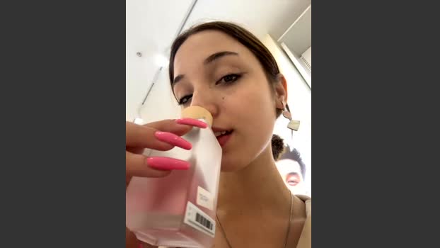 DollyTall StripChat Female 27-08-2025