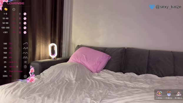 Sexy_Katze StripChat Female 28-08-2025