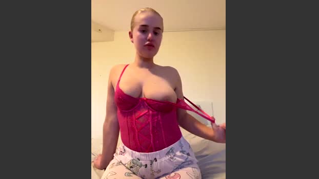yourhornyslut