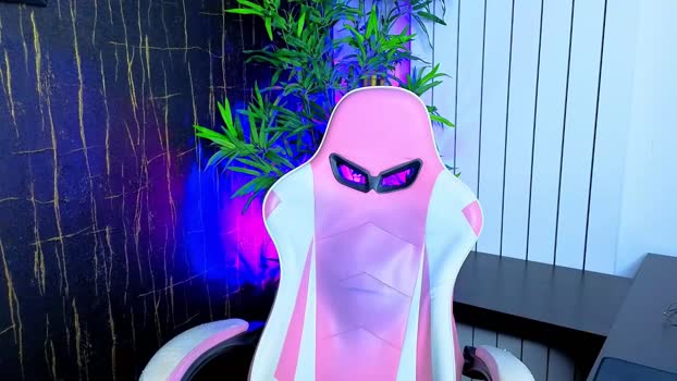 alyseruss Chaturbate Female 05-09-2025