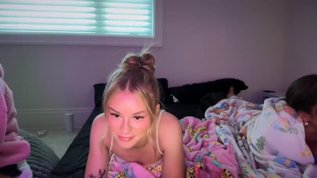 kenziesmithh Chaturbate Female 22-09-2025