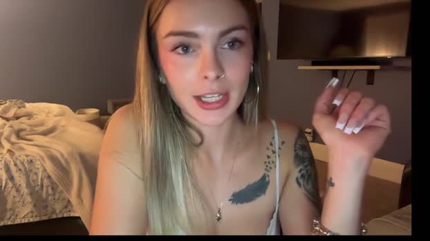 andreaelizabethxo Chaturbate Female 24-09-2025