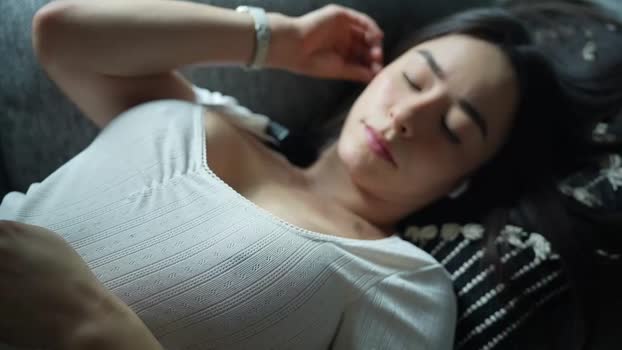 emyii Chaturbate Female 23-09-2025