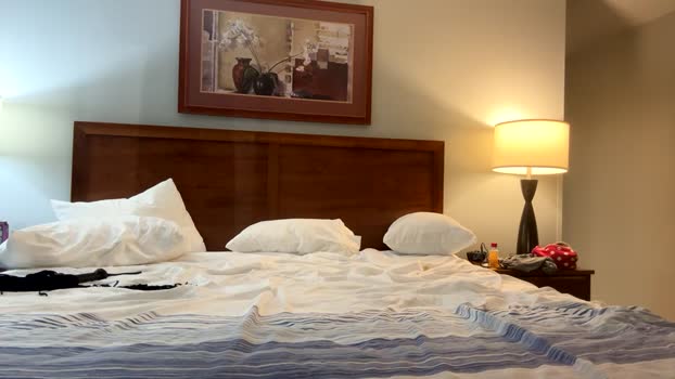 green_couch Chaturbate Couple 25-09-2025