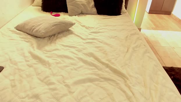 alanna_house1 Chaturbate Couple 25-09-2025