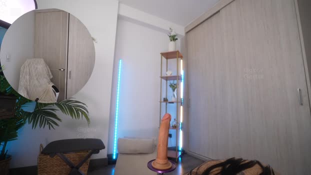 gigi_ulala Chaturbate Female 27-09-2025