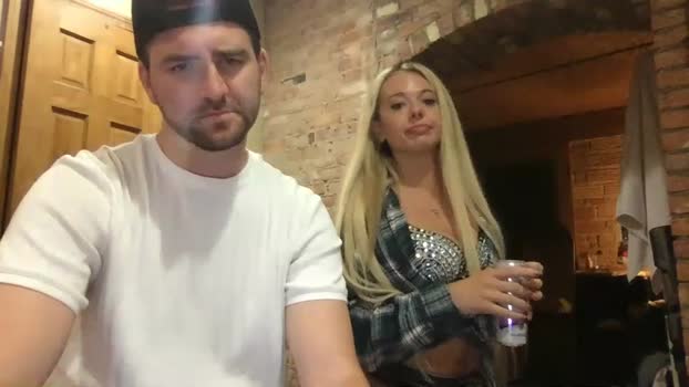 xoprincesspeachxo Chaturbate Couple 28-09-2025