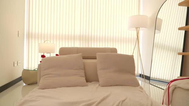 naughtysammx Chaturbate Female 28-09-2025