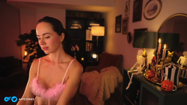 artejones Chaturbate Female 13-10-2025