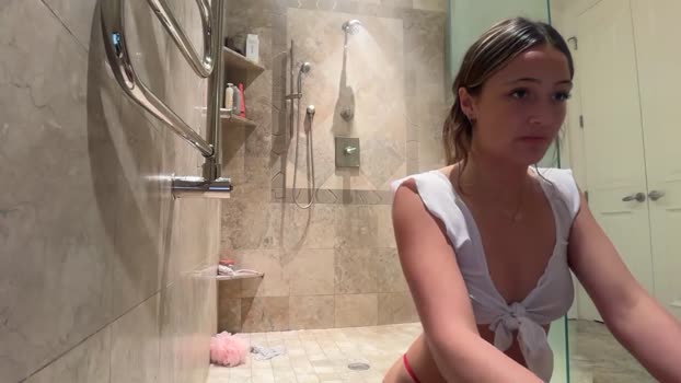 summerclarke2 Chaturbate Female 14-10-2025