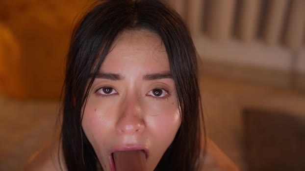 emyii Chaturbate Female 15-10-2025