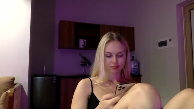 liya_69 Chaturbate Female 22-10-2025