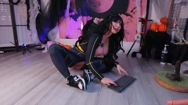 mollyflwers Chaturbate Female 22-10-2025