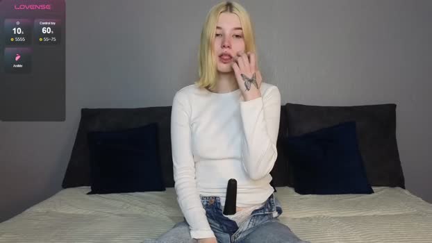 lolly_fly Chaturbate Female 10-11-2025