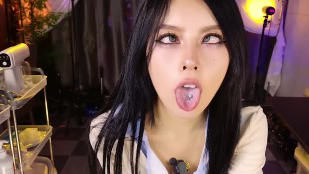 reaowna___ Chaturbate Female 12-11-2025