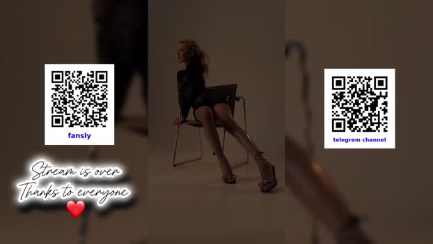 annie_f0x Chaturbate Female 14-11-2025