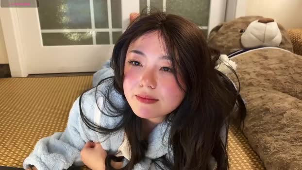 liunana Chaturbate Female 15-11-2025