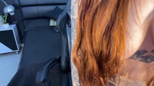 annaliese_bach Chaturbate Female 21-11-2025