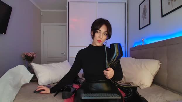 missnelly Chaturbate Female 21-11-2025