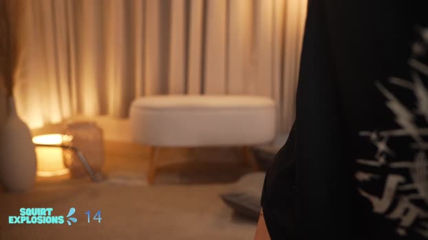 emyii Chaturbate Female 25-11-2025