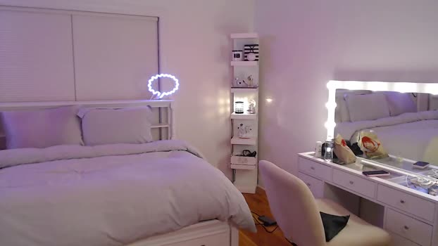 brittanyhalden Chaturbate Female 27-11-2025