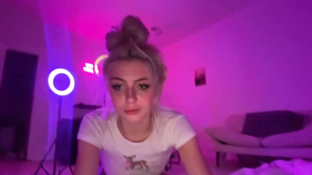 chloeros3e Chaturbate Female 27-11-2025