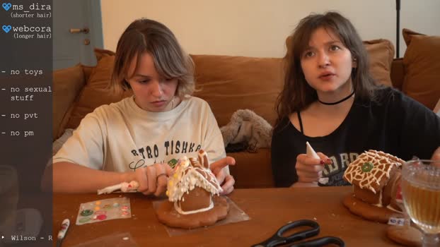 ms_dira Chaturbate Couple 06-12-2025