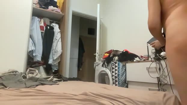 iskrenv Chaturbate Couple 10-12-2025