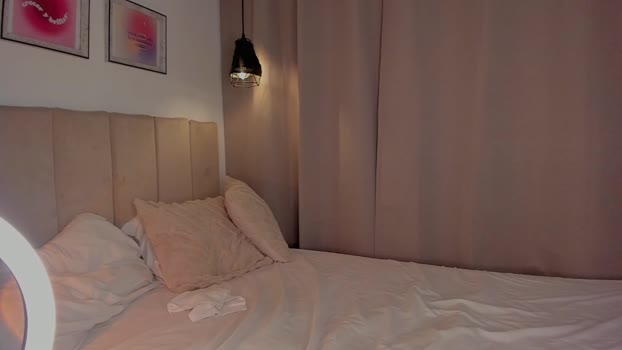 _e_m_m_a_1 Chaturbate Couple 13-12-2025