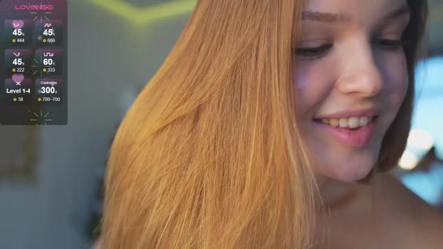 peachylina Chaturbate Female 14-12-2025