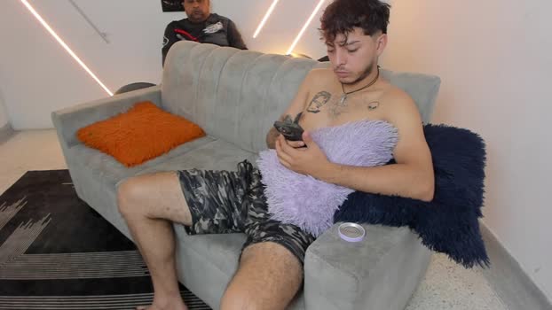 nympho_nathy_sophi Chaturbate Couple 15-12-2025