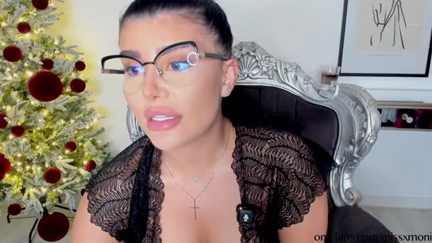 moniqueeass Chaturbate Female 15-12-2025