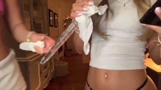 carlybora Chaturbate Female 18-12-2025