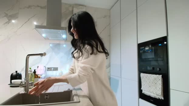 milla_bella Chaturbate Female 17-12-2025