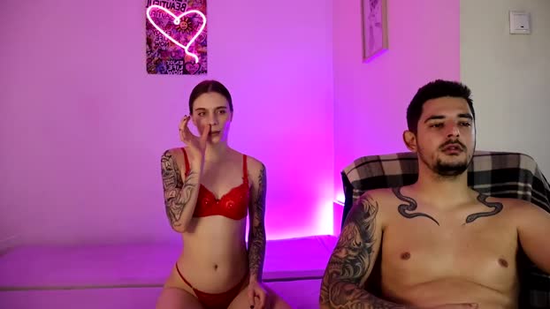 missbeauty_and_thebeast Chaturbate Couple 18-12-2025