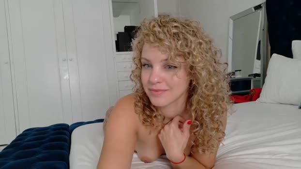 theislandgirl Chaturbate Female 18-12-2025