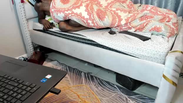 netfux_and_chill Chaturbate Couple 22-12-2025