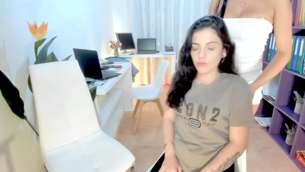 bluediamondsdreams Chaturbate Couple 23-12-2025